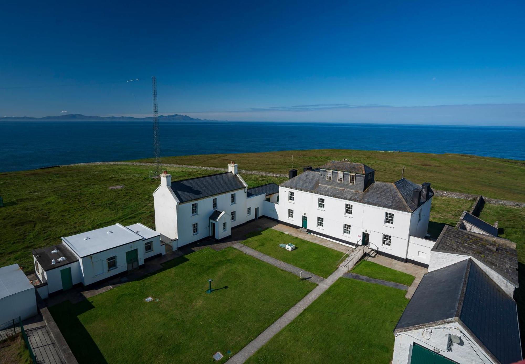 Loop Head Lighthouse Attendant'S Cottage Kilbaha Dış mekan fotoğraf